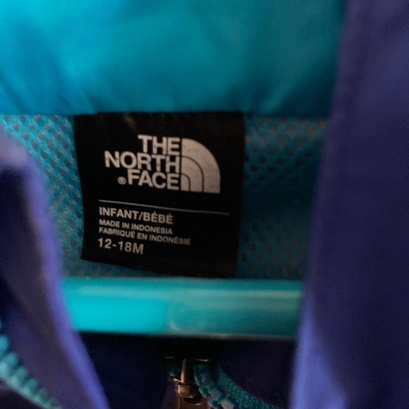 The north face zipline rain jacket 12-18 months - Picture 3 of 4